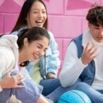 Правда или действие: вопросы и задания для игры